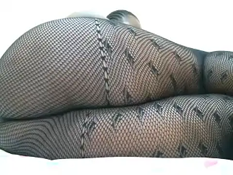 Snapshot of Naughty_Laurah chatting on December 18, 2024, 9:47 am Naughty Laurah online show from December 18, 2024, 9:47 am