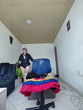 Snapshot of sexymarilyncolombia chatting on May 23, 2026, 2:32 pm sexymarilyncolombia online show from May 23, 2026, 2:32 pm