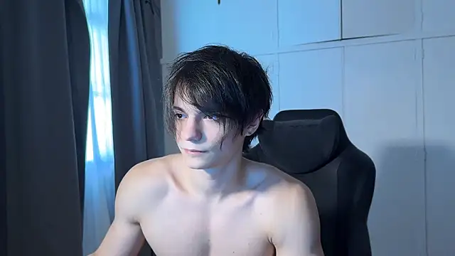 Snapshot of SasukeUhchiaa chatting on February 7, 2026, 8:45 pm SasukeUhchiaa online show from February 7, 2026, 8:45 pm