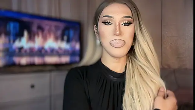 Ts glamxxxx online show from April 8, 2026, 10:15 am