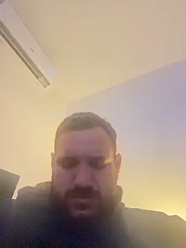 Snapshot of JonJ0 chatting on January 10, 2026, 3:41 am JonJ0 online show from January 10, 2026, 3:41 am