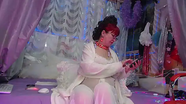 NightOrhideya online show from February 28, 2025, 7:56 pm