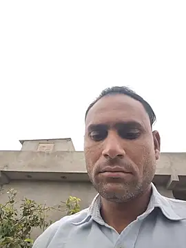 Snapshot of Maneeshpoppy chatting on July 6, 2026, 1:02 am Maneeshpoppy online show from July 6, 2026, 1:02 am