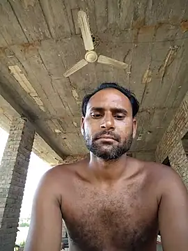 Snapshot of Maneeshpoppy chatting on July 18, 2026, 2:49 am Maneeshpoppy online show from July 18, 2026, 2:49 am