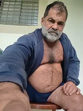 Peludo173317 online show from June 4, 2026, 7:09 pm