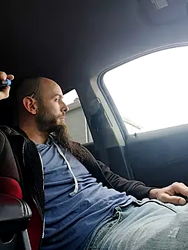 JohnnyFaster online show from October 11, 2025, 8:07 pm