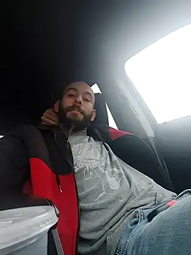 JohnnyFaster online show from November 15, 2025, 1:40 pm