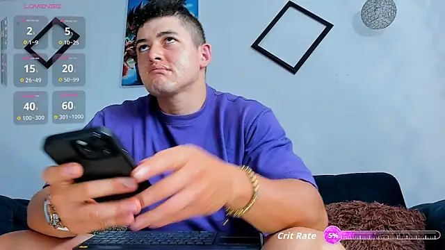 Leonsmoron online show from September 17, 2025, 10:00 pm