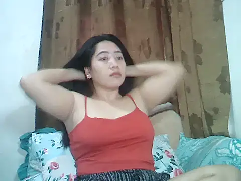 LOVENAYRA1 online show from February 8, 2026, 3:10 am