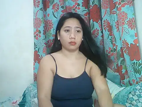 Snapshot of LOVENAYRA1 chatting on June 18, 2026, 9:47 am LOVENAYRA1 online show from June 18, 2026, 9:47 am