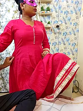 Snapshot of Queen_Anushka69 chatting on February 13, 2025, 6:48 pm Queen Anushka69 online show from February 13, 2025, 6:48 pm