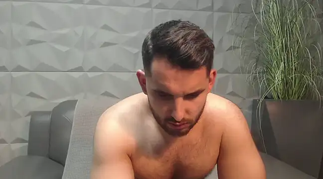 Antoniodiamond online show from February 16, 2025, 8:00 pm