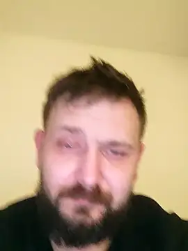 Snapshot of bartek1989209 chatting on March 2, 2026, 8:37 pm bartek1989209 online show from March 2, 2026, 8:37 pm