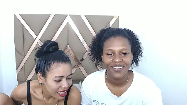 lizeth keilyn online show from April 12, 2026, 4:12 pm