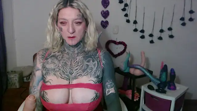 SLOPPYTITSS online show from March 5, 2026, 11:06 am