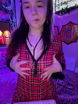 Cutiepiespanks online show from October 15, 2025, 2:06 pm