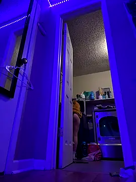 Cutiepiespanks online show from November 7, 2025, 2:44 am