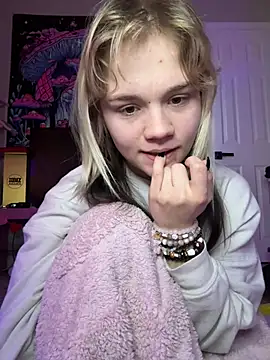 Cutiepiespanks online show from February 11, 2026, 1:10 am