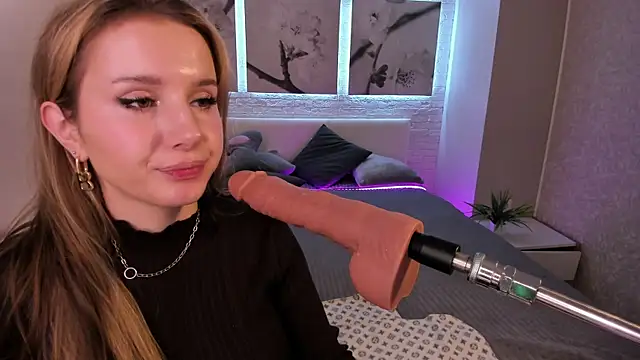 Betty June online show from October 20, 2025, 8:53 pm