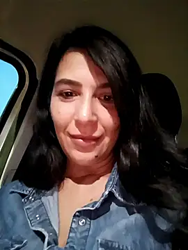 Snapshot of Cataleya80 chatting on October 31, 2025, 5:25 pm Cataleya80 online show from October 31, 2025, 5:25 pm