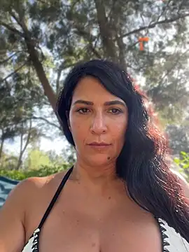 Snapshot of Cataleya80 chatting on June 25, 2026, 4:33 pm Cataleya80 online show from June 25, 2026, 4:33 pm