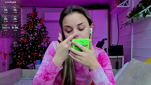 Snapshot of Misss_Vikk chatting on January 15, 2026, 2:16 am Misss Vikk online show from January 15, 2026, 2:16 am