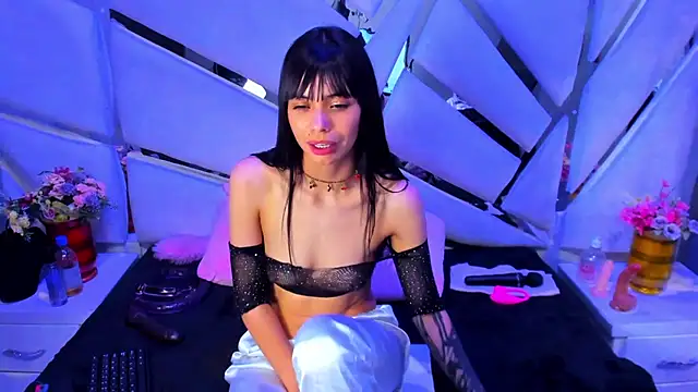 kylie seex online show from October 31, 2025, 8:37 am