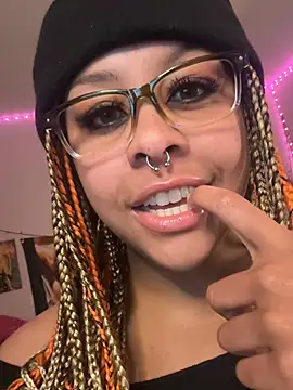 N1NT3NDH03 online show from February 26, 2026, 3:38 am