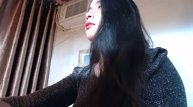 Snapshot of Urbabygirl_jenny chatting on December 6, 2024, 11:44 am Urbabygirl jenny online show from December 6, 2024, 11:44 am