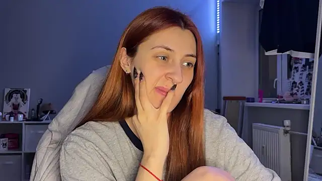 Uniarten online show from February 27, 2025, 6:09 pm