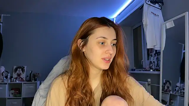 Uniarten online show from March 10, 2025, 6:45 pm