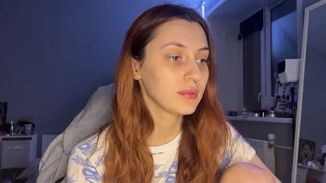 Uniarten online show from December 13, 2025, 7:53 pm