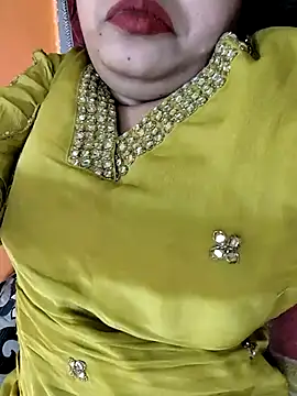 BigBustyRuhi online show from April 1, 2026, 8:04 am