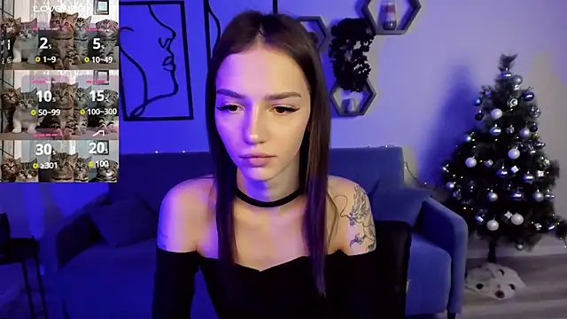 SophieCatty online show from December 20, 2024, 6:45 pm