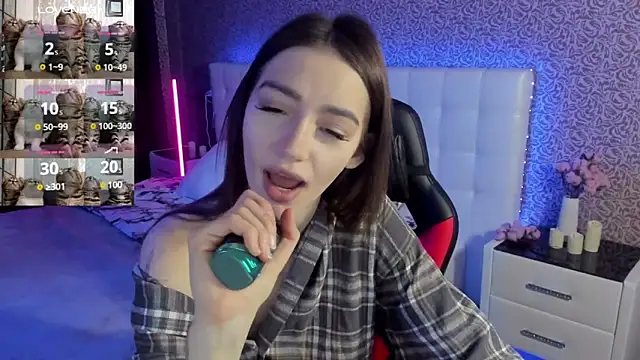 SophieCatty online show from February 21, 2025, 6:07 am