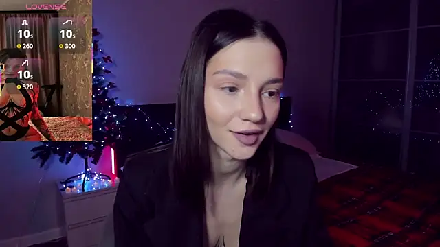 SophieCatty online show from December 14, 2025, 3:39 pm