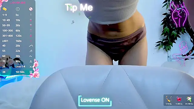 Snapshot of Bell_a_mi_ chatting on April 1, 2026, 1:41 pm Bell a mi online show from April 1, 2026, 1:41 pm