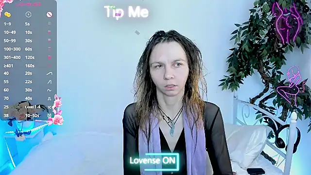 Snapshot of Bell_a_mi_ chatting on April 3, 2026, 6:22 am Bell a mi online show from April 3, 2026, 6:22 am