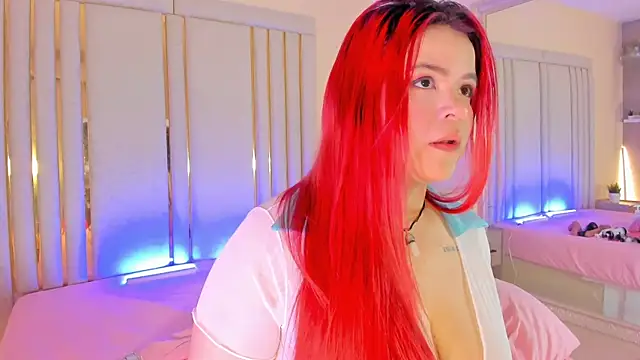 Snapshot of Saekohofman chatting on February 20, 2025, 4:07 am Saekohofman online show from February 20, 2025, 4:07 am