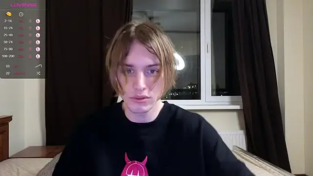 Snapshot of Cryptikov chatting on December 7, 2024, 5:53 pm Cryptikov online show from December 7, 2024, 5:53 pm