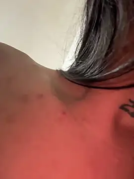 Ortegakim online show from November 27, 2025, 1:40 am