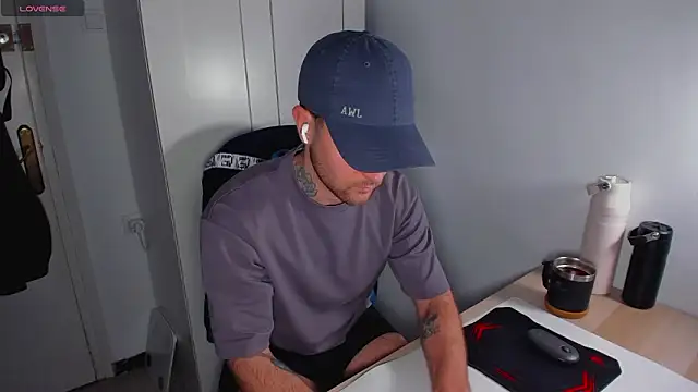 HonestAndrew online show from March 29, 2026, 6:52 pm