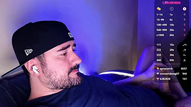 DominantTheo online show from December 12, 2024, 5:52 am