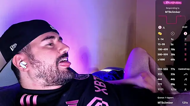 DominantTheo online show from March 17, 2025, 5:34 am