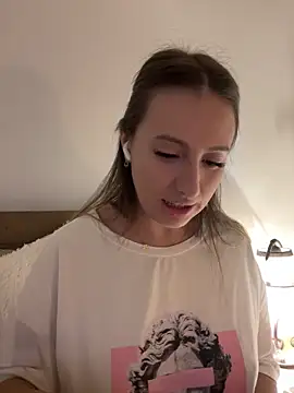 Eva Ryen online show from November 23, 2025, 5:24 pm