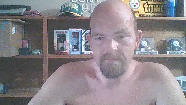 Snapshot of fatandstoned chatting on June 11, 2026, 12:08 am fatandstoned online show from June 11, 2026, 12:08 am