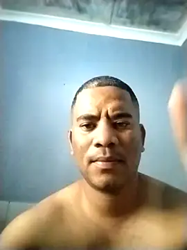 Snapshot of Purplejuice777 chatting on February 8, 2026, 3:26 pm Purplejuice777 online show from February 8, 2026, 3:26 pm