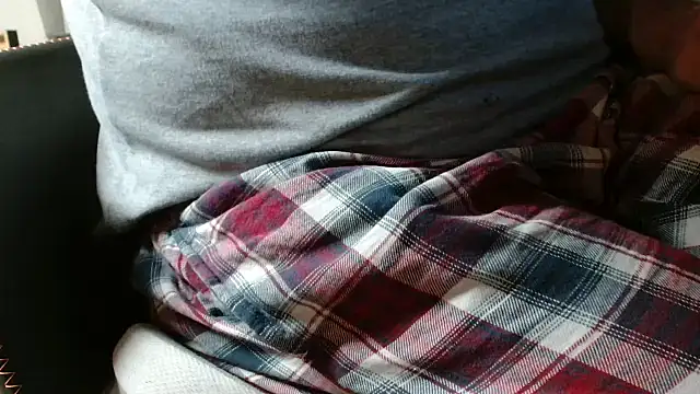 blow2gold online show from October 6, 2025, 9:01 pm