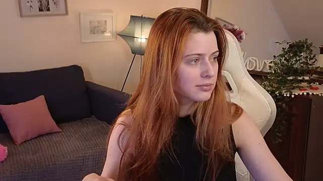 doll lesli online show from February 27, 2025, 5:15 pm