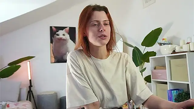 doll lesli online show from April 3, 2026, 1:09 pm